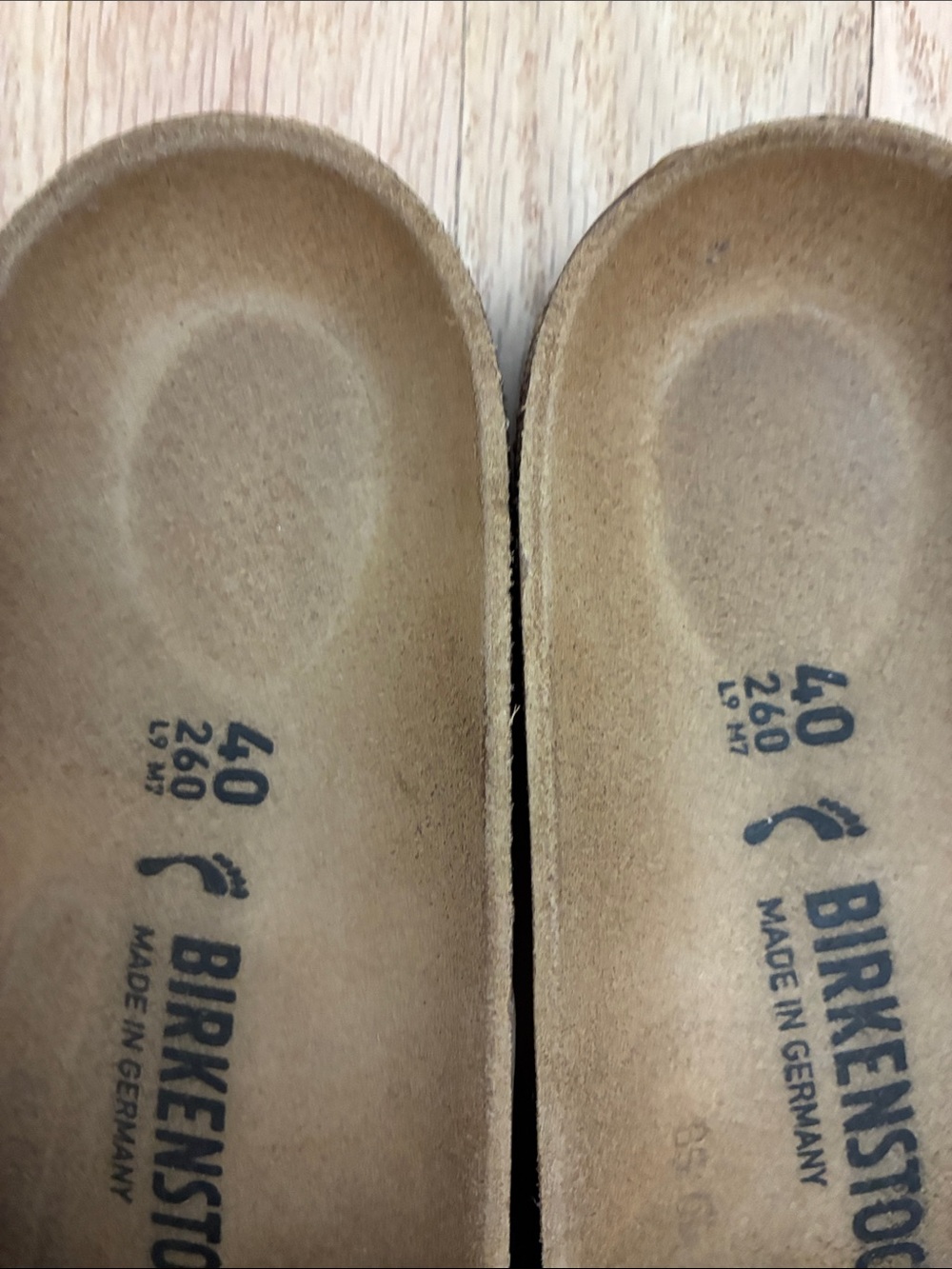 Birkenstock Patent Leather Thong Sandals in Black - Picture 3 of 3